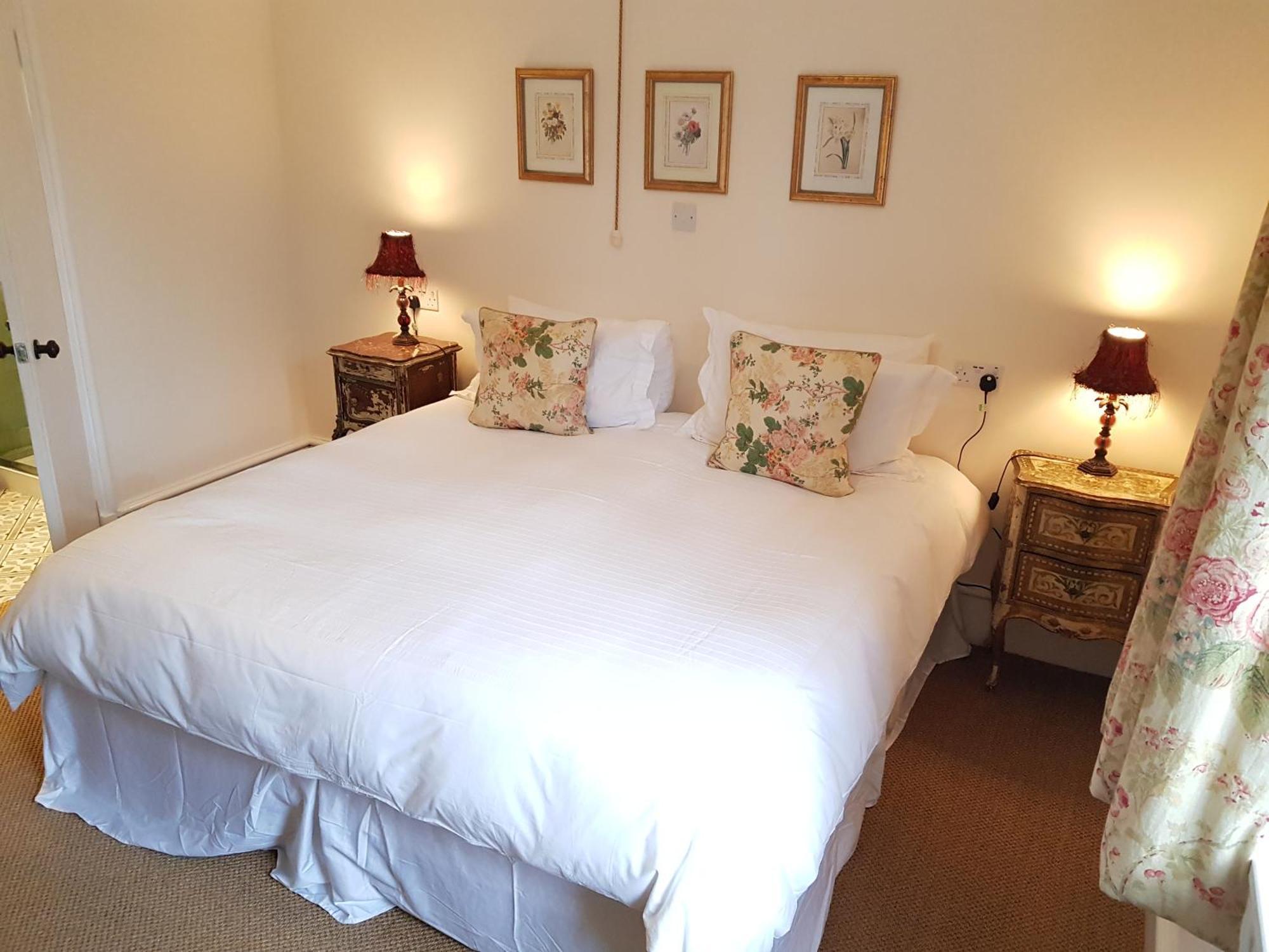 Cambus O' May Traditional Highland Hotel Баллатер Номер фото